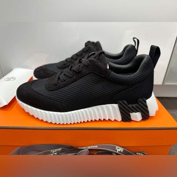 Hermes black fabric sneakers. Size 38. Brand new in box!!! - Picture 3 of 16